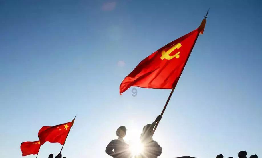 救援男孩毕业生